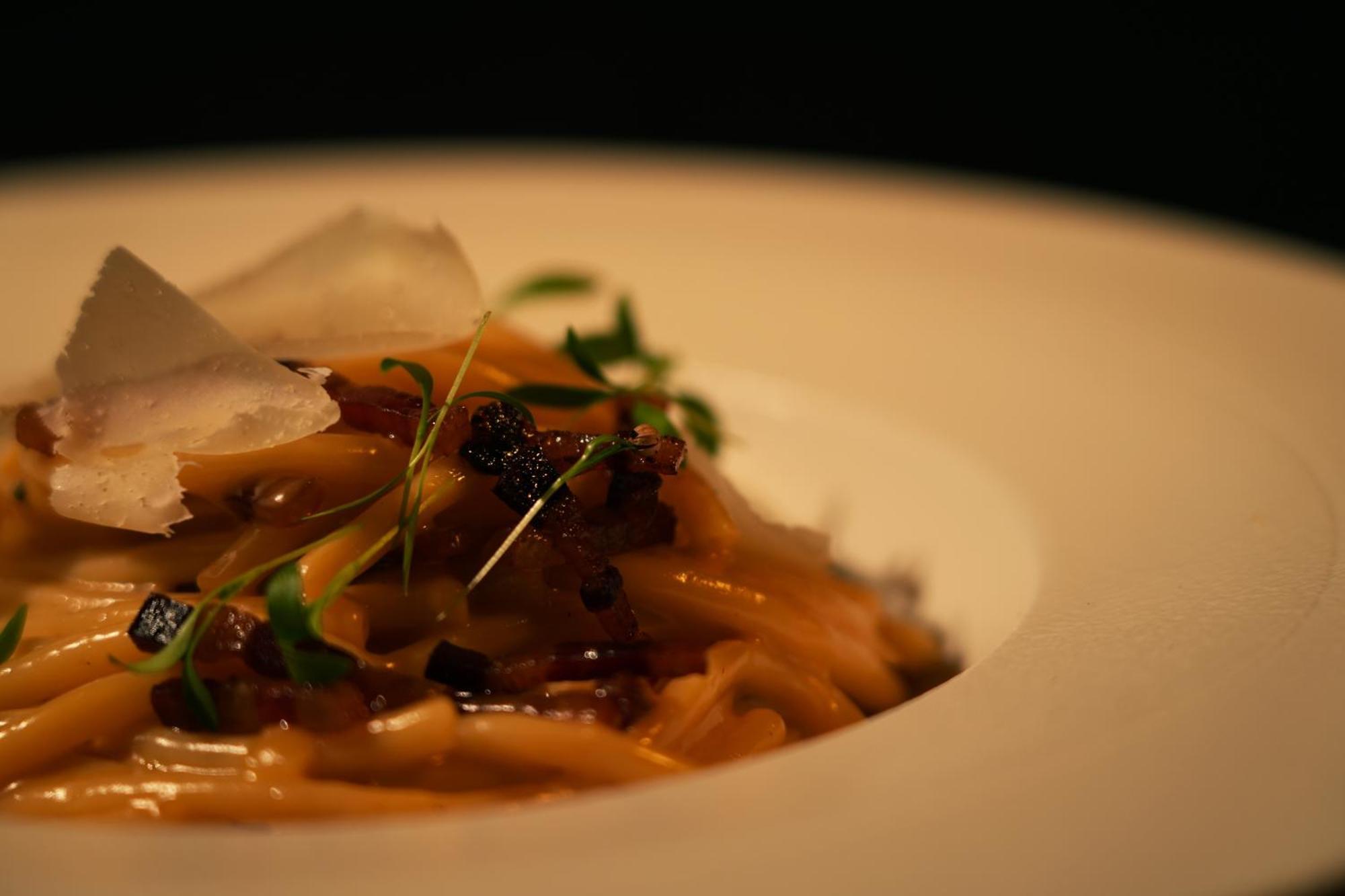 فندق غراند يريفان - سموول لكجري هوتيلز أوف ذا وورلد المظهر الخارجي الصورة A plate of pasta